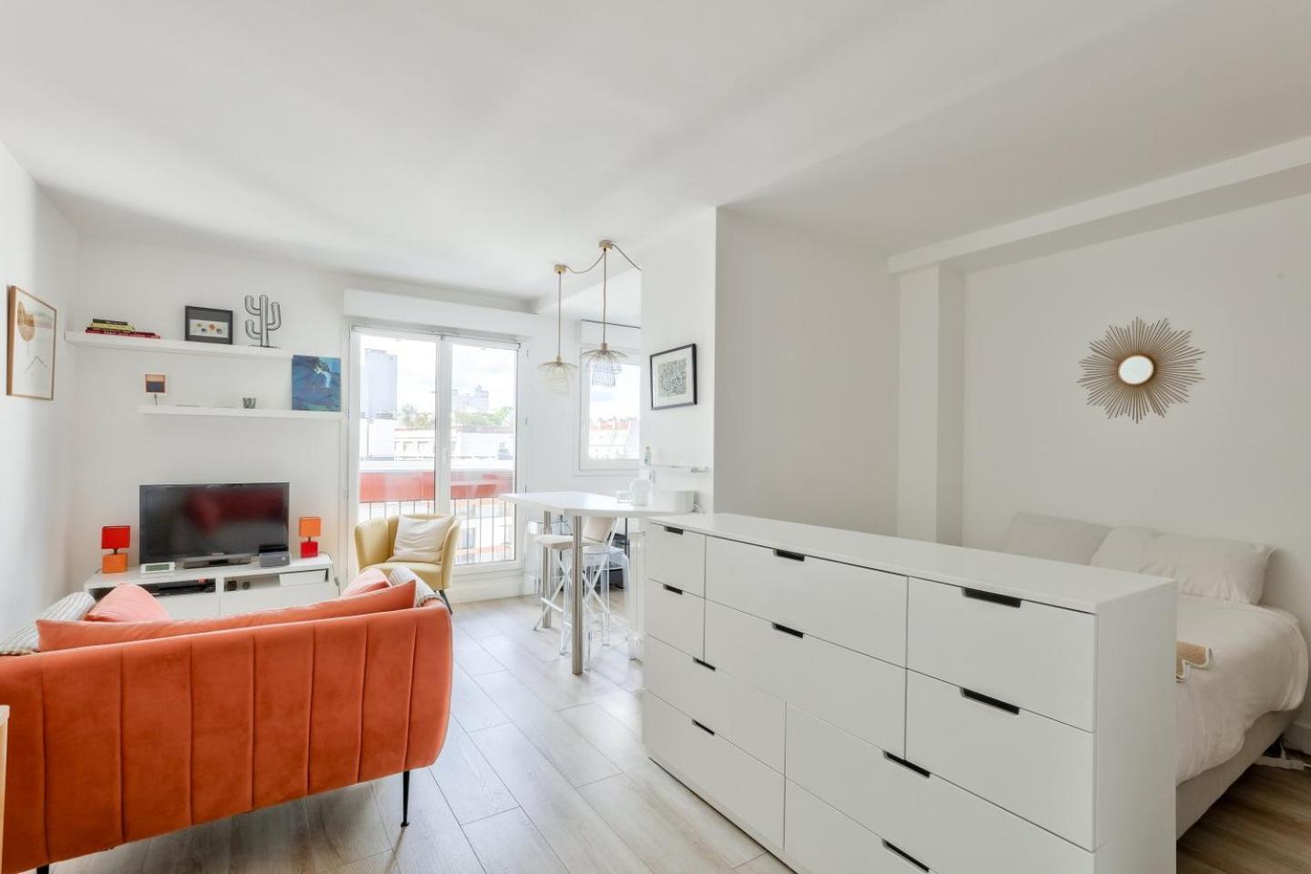 Bel A 5 Min A Pied De La Station De Metro Apartment *